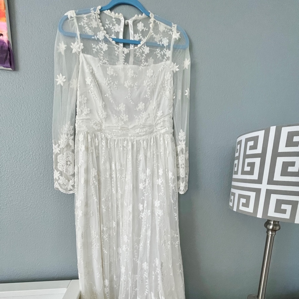 Brand New Elegant Formal Dress, Wedding Gown